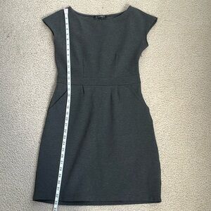 QUINCE Ultra-Stretch Ponte Cap Sleeve Dress